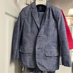 Cat & Jack 2 piece boys suit size 6